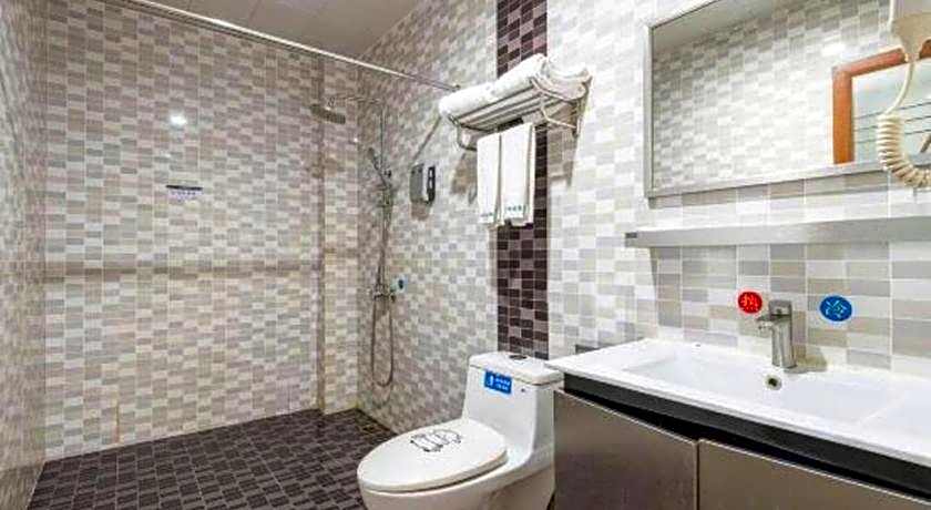 7 Days Inn Dongguan Changping Railway Station