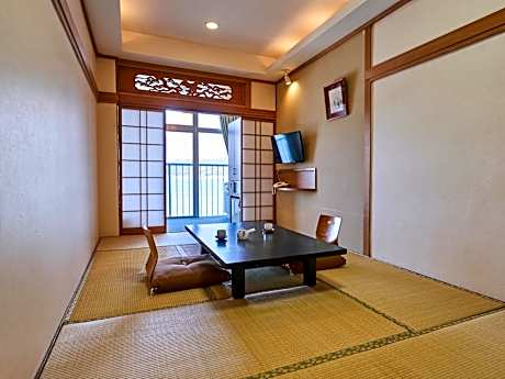 Japanese-Style Room