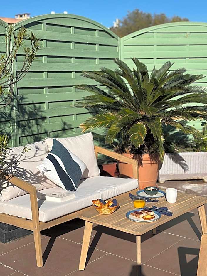 Hôtel CASABELLA Cannes Mouans Sartoux