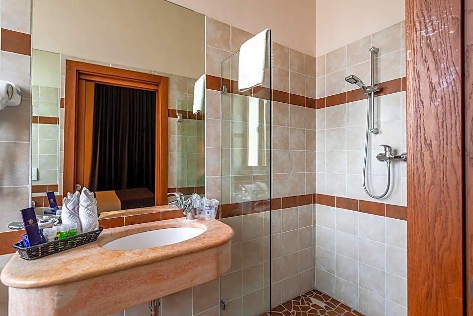 Notre Dame Center Guest House