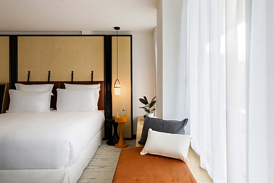 FirstName Bordeaux by Hyatt