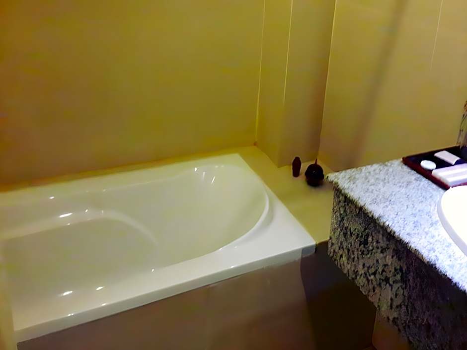 Shwe Yee Pwint Hotel