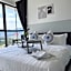Georgetown Urban Family & Baby-Friendly Home with Skypool Seaview