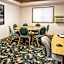 Super 8 by Wyndham Ottawa Starved Rock