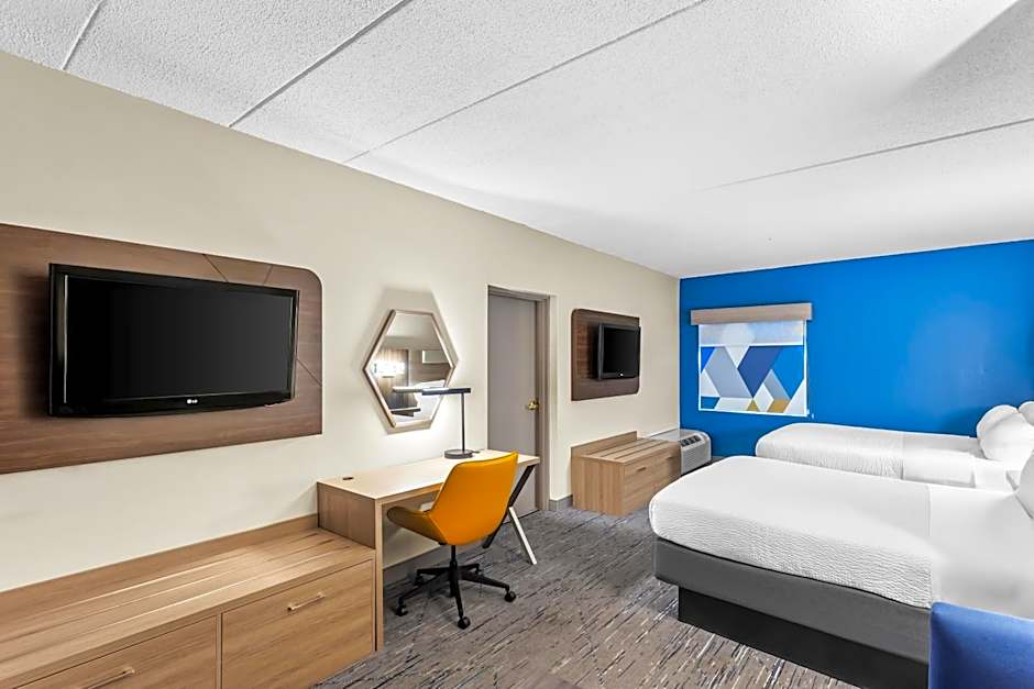 Holiday Inn Express Hotel & Suites Charleston-Southridge By IHG