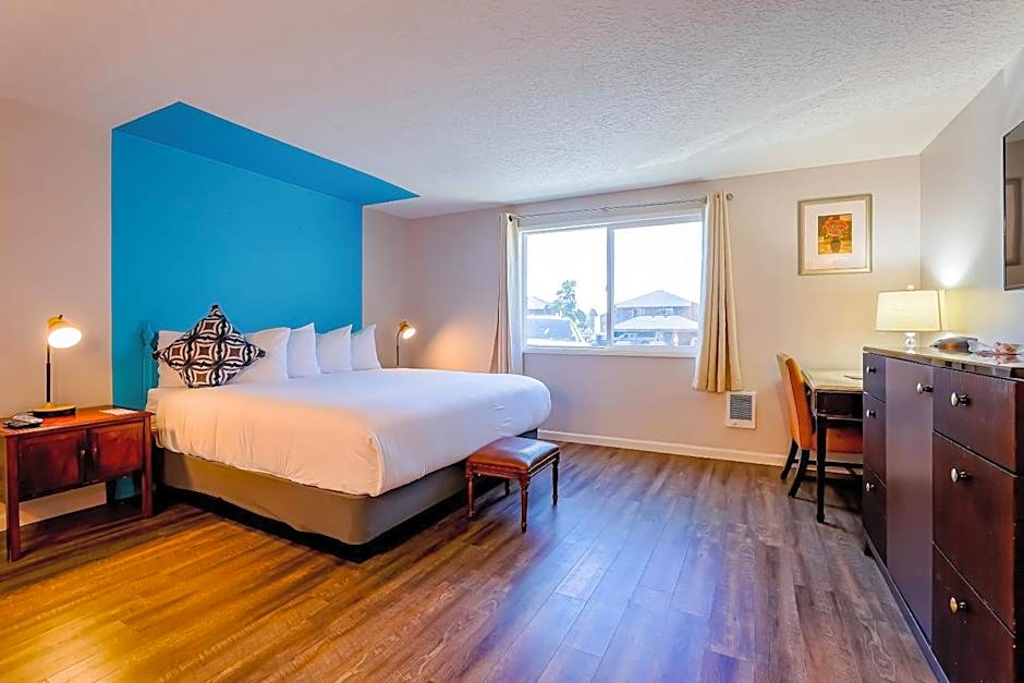 Coast River Inn by OYO Seaside