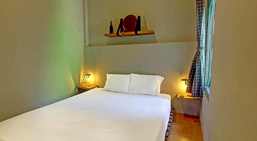 OYO 92825 Kamar Lombok