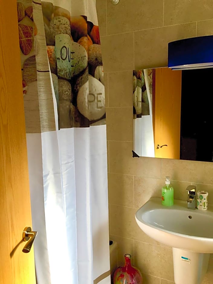 Single room in private house el rompido