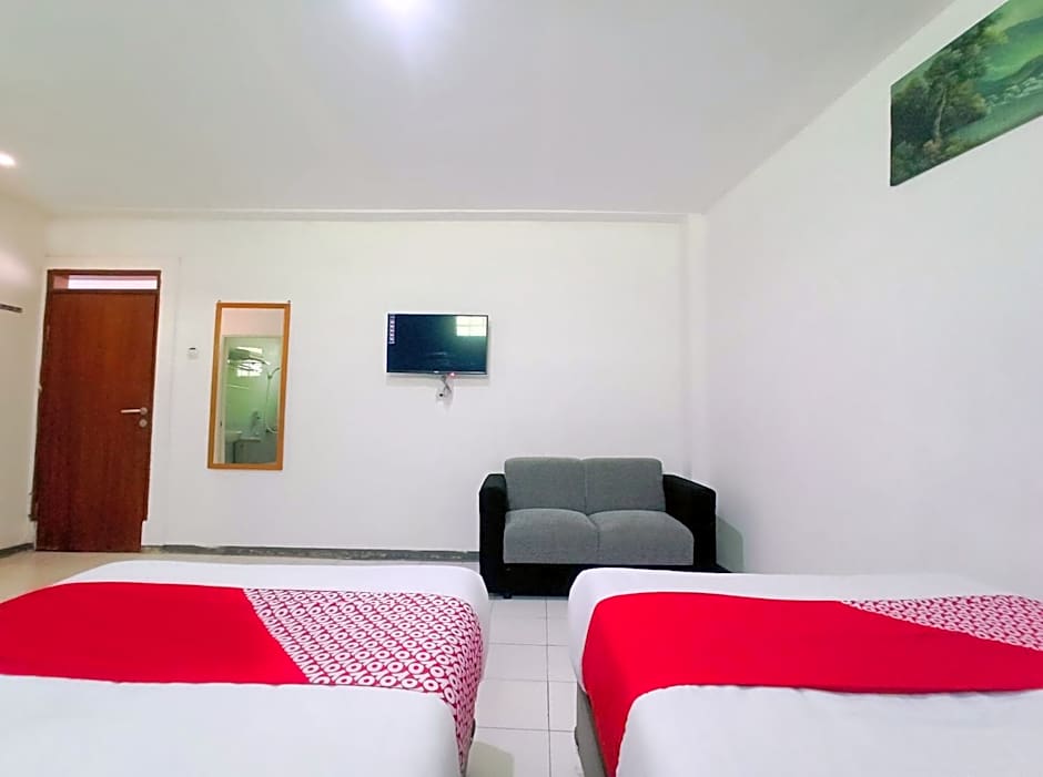 OYO Life 90071 Paralayang View