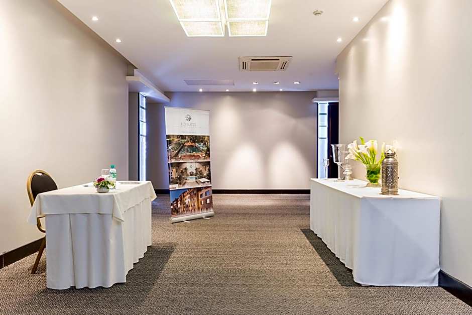 Loi Suites Recoleta Hotel