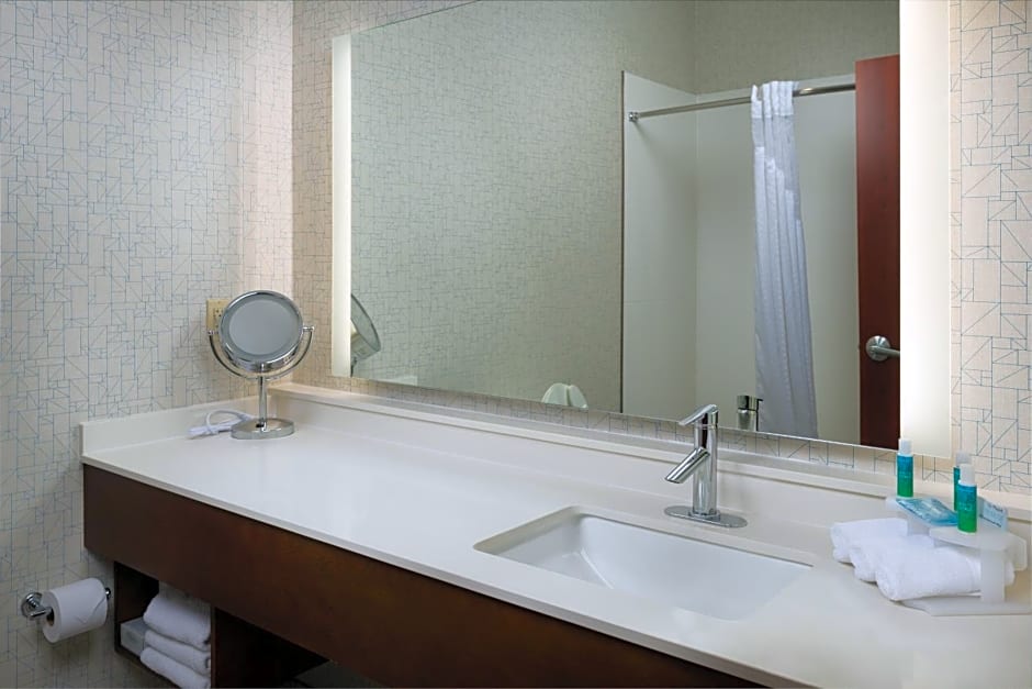 Holiday Inn Express Independence - Kansas City By IHG