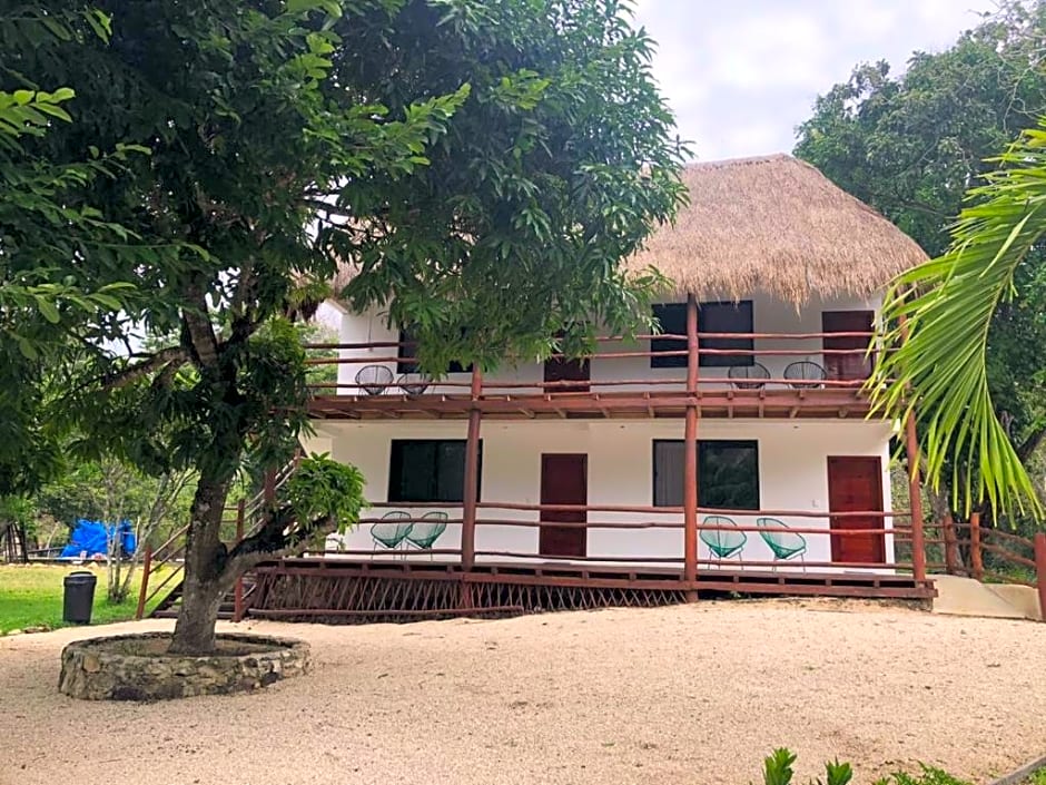 Royal Palm Bacalar Cabañas & Lagoon Club