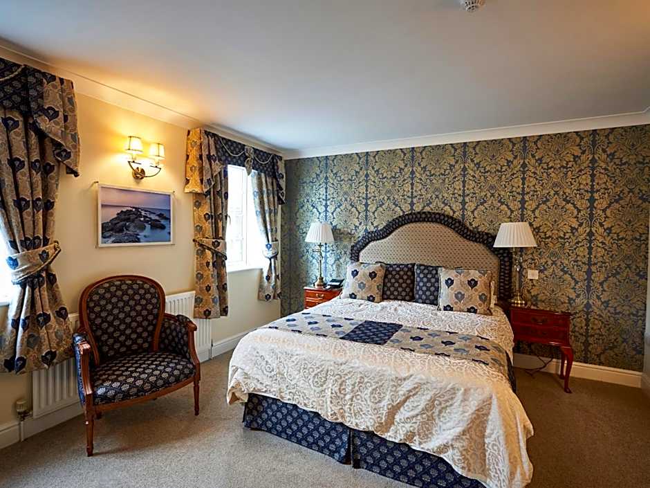 Hempstead House Hotel & Restaurant