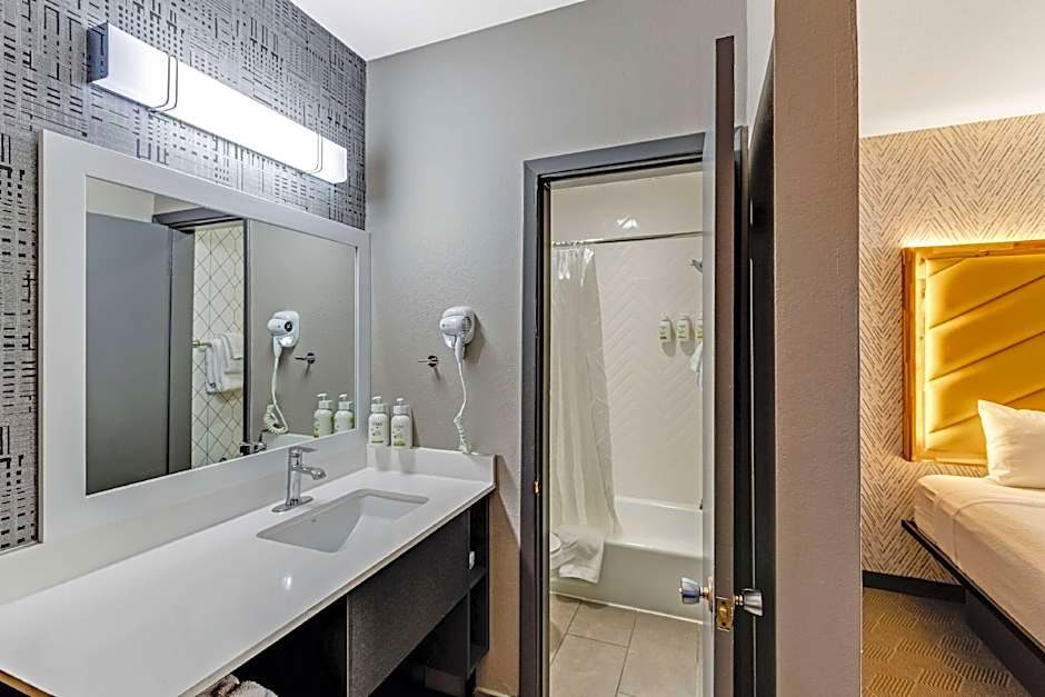 The Wander Hotel, a Ramada by Wyndham