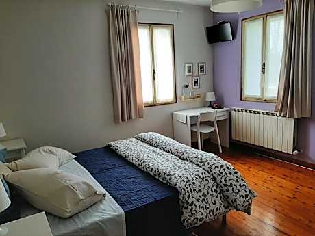 Double or Twin Room with Private Bathroom