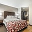 Red Roof Inn & Suites Omaha - Council Bluffs