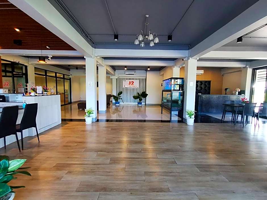 J2 Residence Chiang Rai by ZUZU