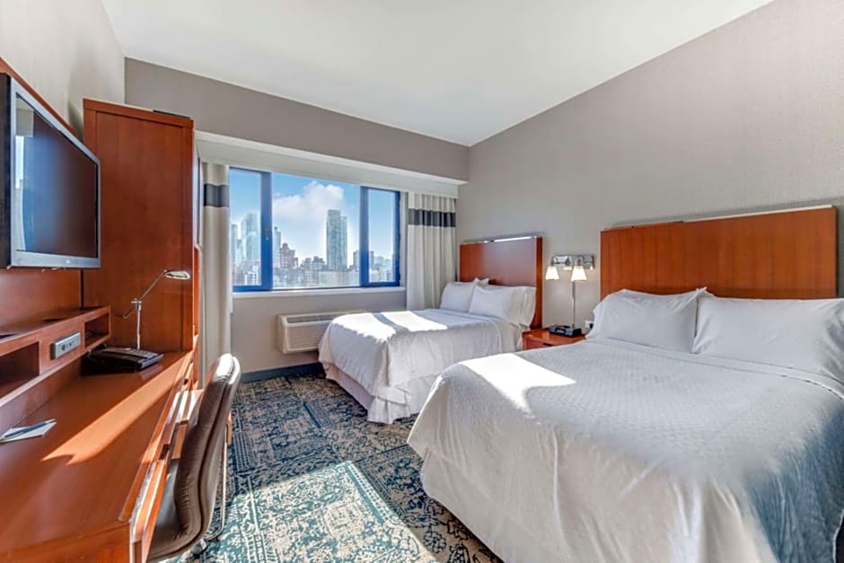 Vista LIC Hotel - Best Western Premier Collection