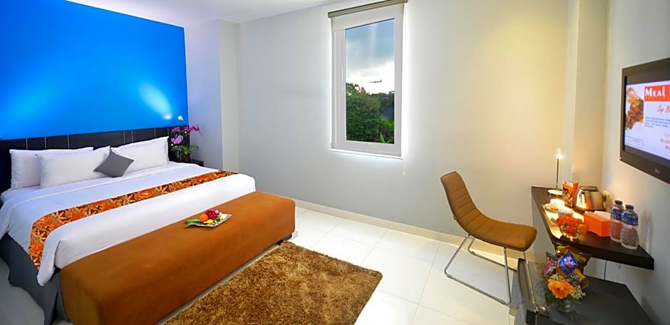 J Hotel - Bandara Soekarno Hatta