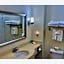 Park View Inn & Suites By OYO Hoisington
