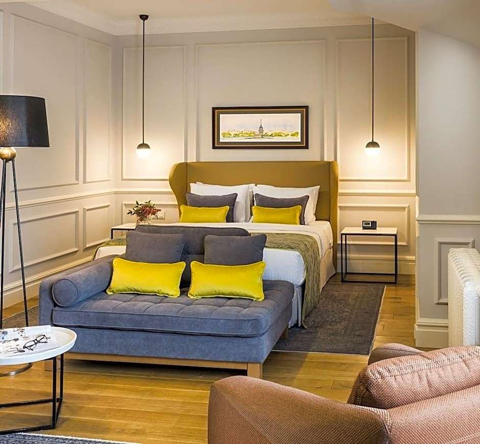 Nevv Bosphorus Hotel & Suites