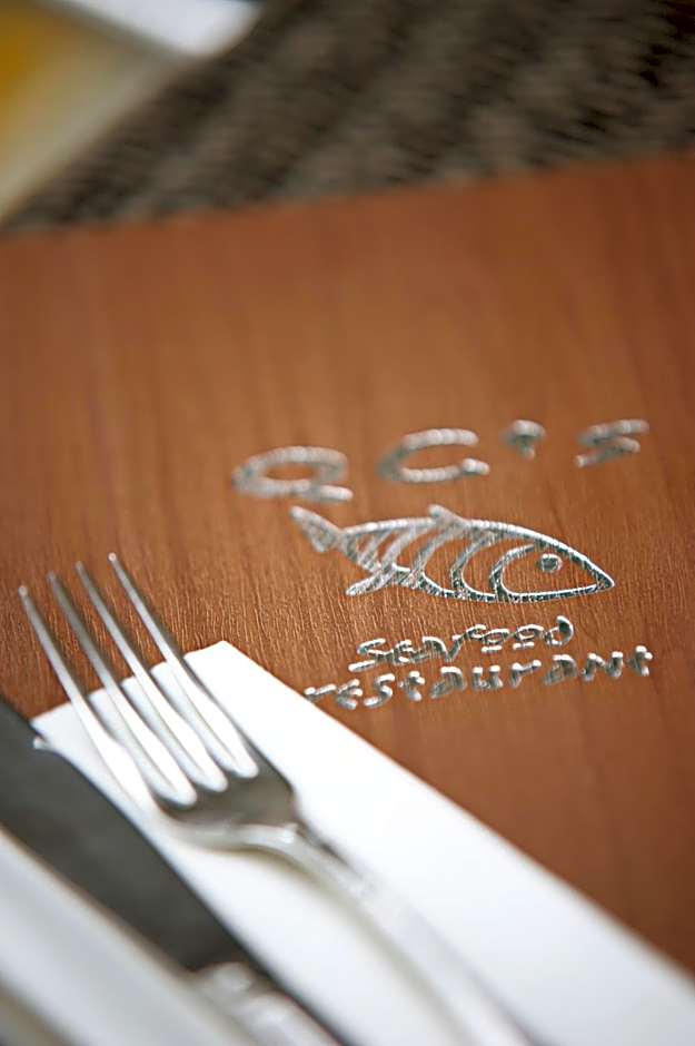 Quinlan & Cooke Boutique Townhouse and QCs Seafood Restaurant