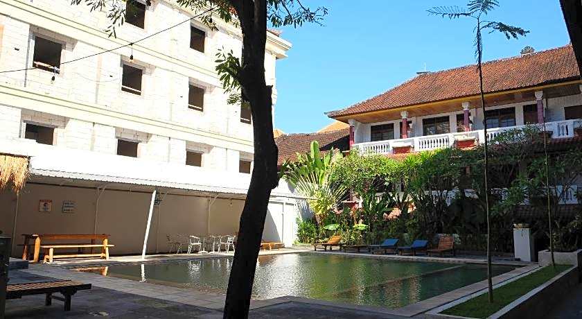 Hotel Palm Garden Kuta
