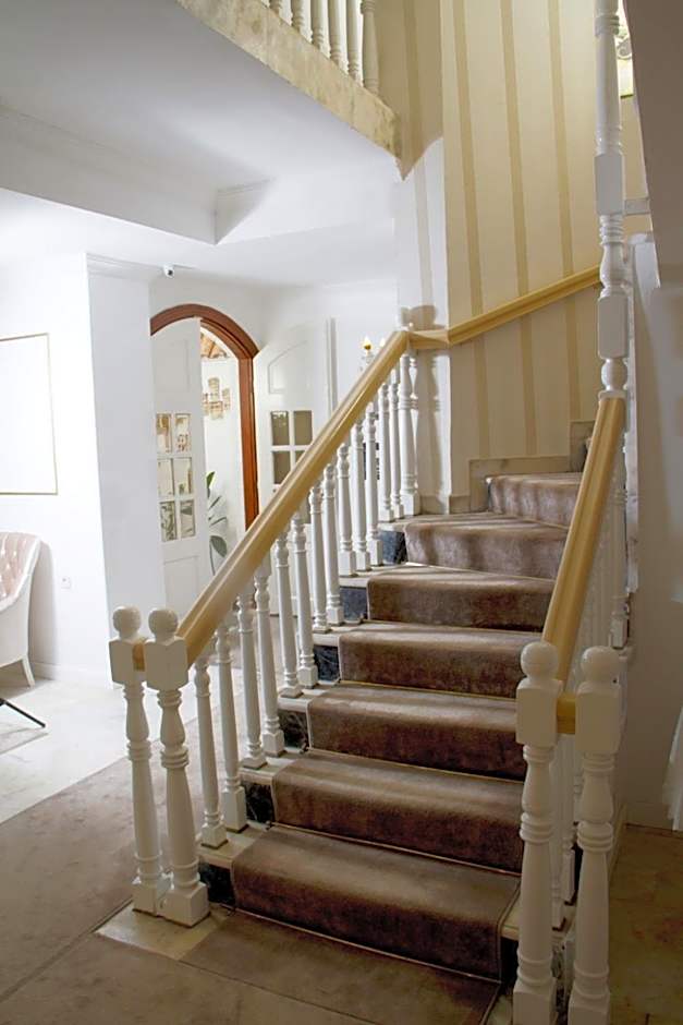 Kaleiçi Ozkavak Hotel