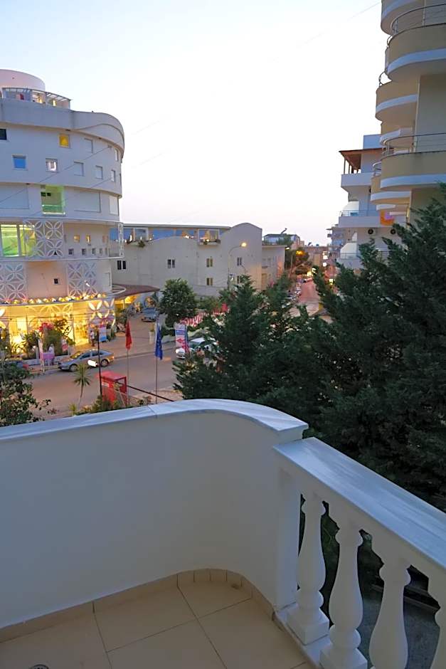 Hotel Rixhi