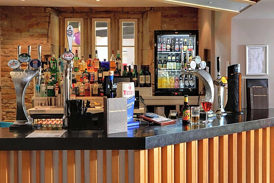 B/W Plus Lancashire Manor Hotel