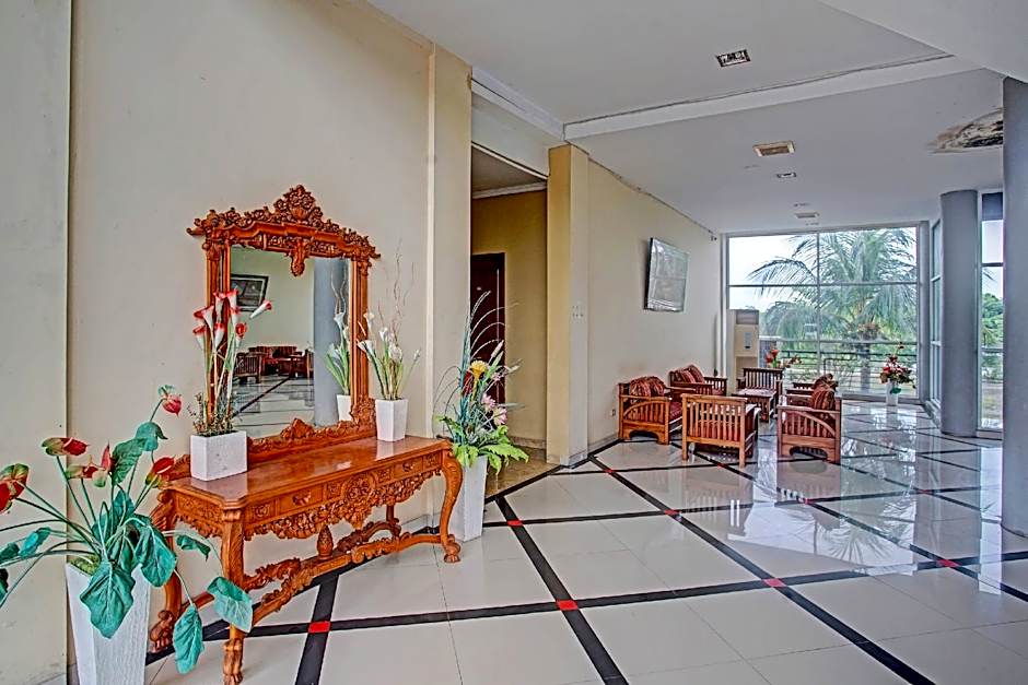 OYO 90947 Hotel Sarbini