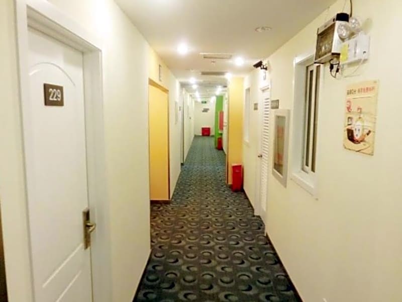 7 Days Inn Qingdao Haiyunan Xinglong Road