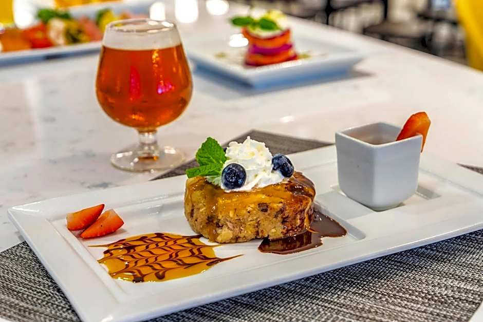 Cambria Hotel Rock Hill - University Center