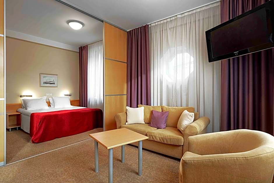 Rixwell Viru Square Hotel