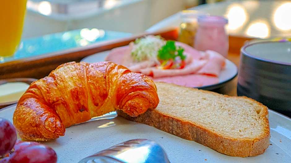 The Lokal Hotel Phuket