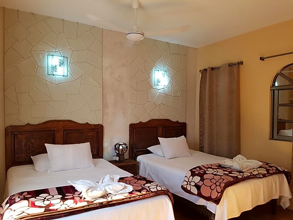 Hotel Mayahau Coba