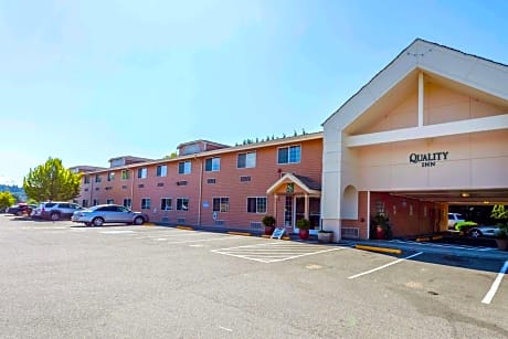 Quality Inn Arlington