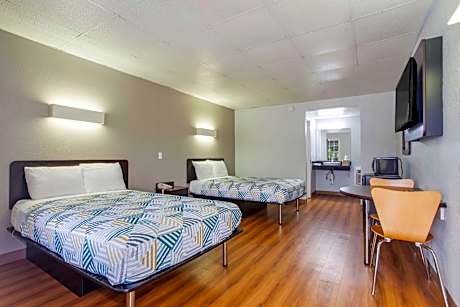 Classic Quadruple Room - Non-Smoking