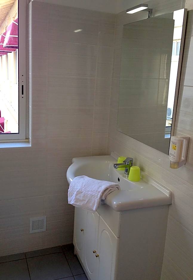 Hotel Le Petit Baigneur Palavas Plage