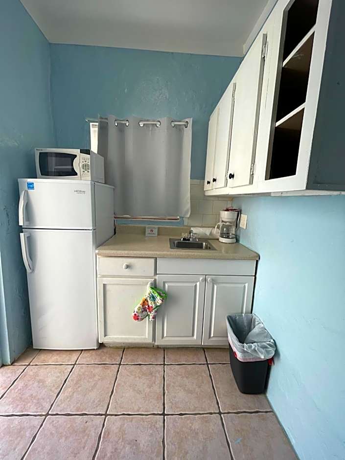 St Maurice Beach Inn