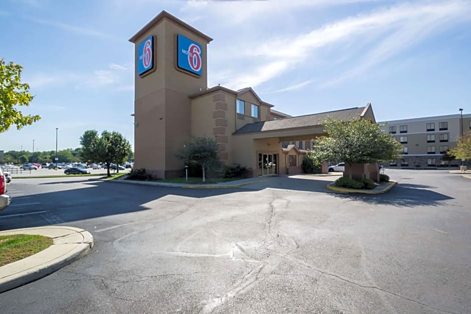Motel 6-Indianapolis, IN - Airport
