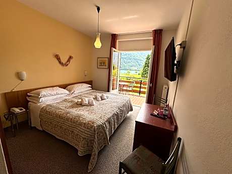 Double or Twin Room with Balcony