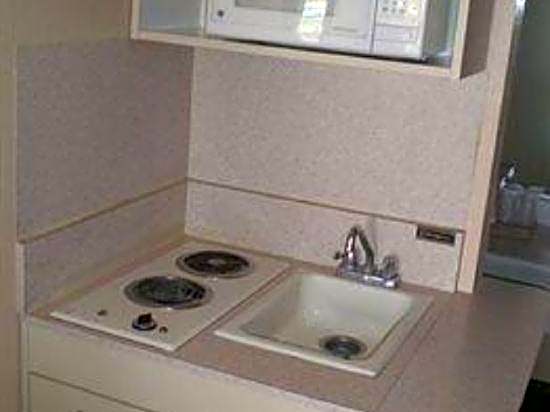 Ontario Inn & Suites