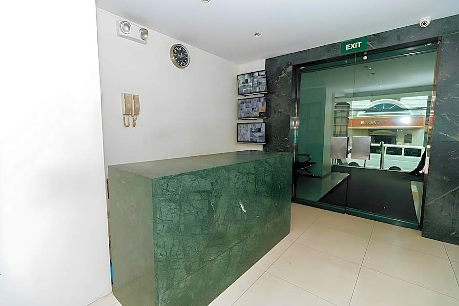 RedDoorz near Osmena Highway 1