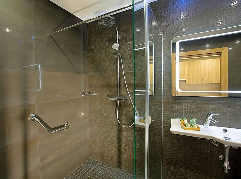 Sunset Beach Club Hotel Apartments