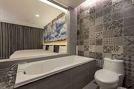 Exquisite Triple Room