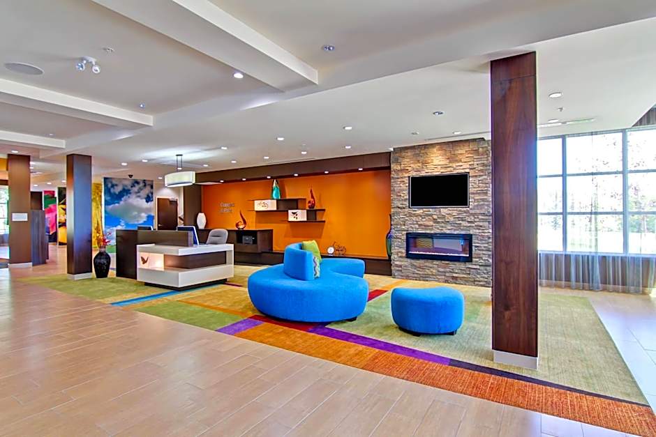 Photo 1 of 29 of Fairfield Inn & Suites by Marriott Kamloops