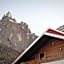 La Paula Apartments & Suites