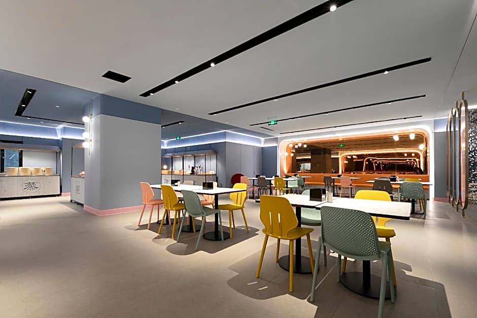 Hanting Hotel Wuhan Jiedaokou Qunguang Square