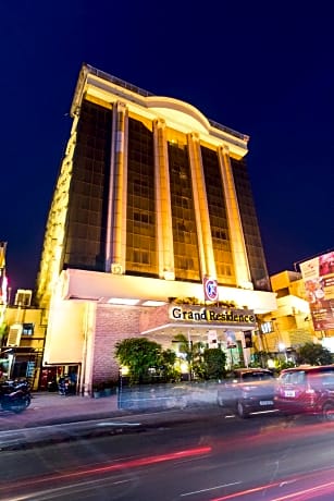 Grand Residence
